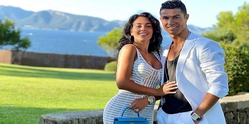 Tìm hiểu đôi chút thông tin về vợ Ronaldo